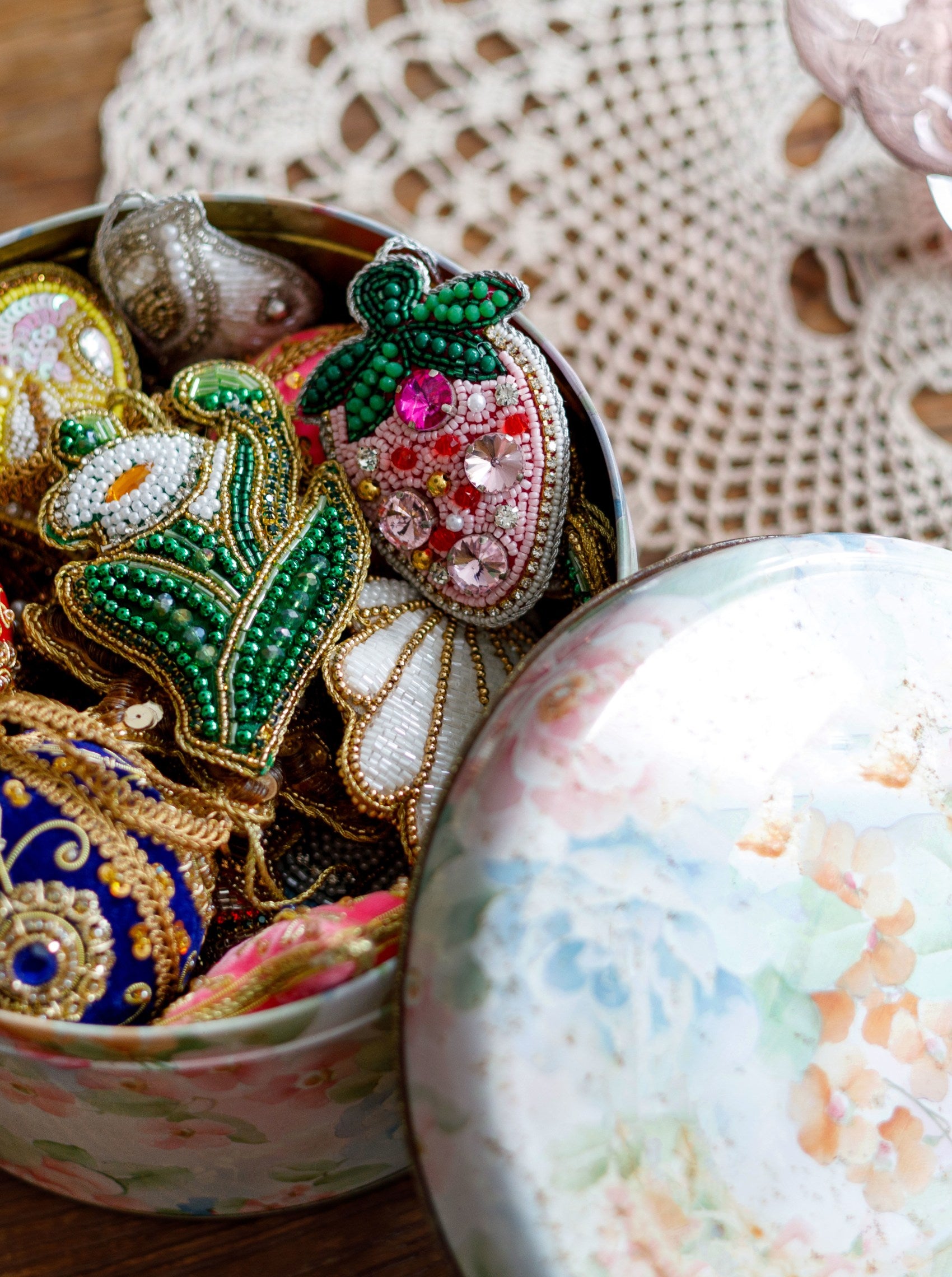 BCVELVET ball christmas ornament - Blue - Black Colour