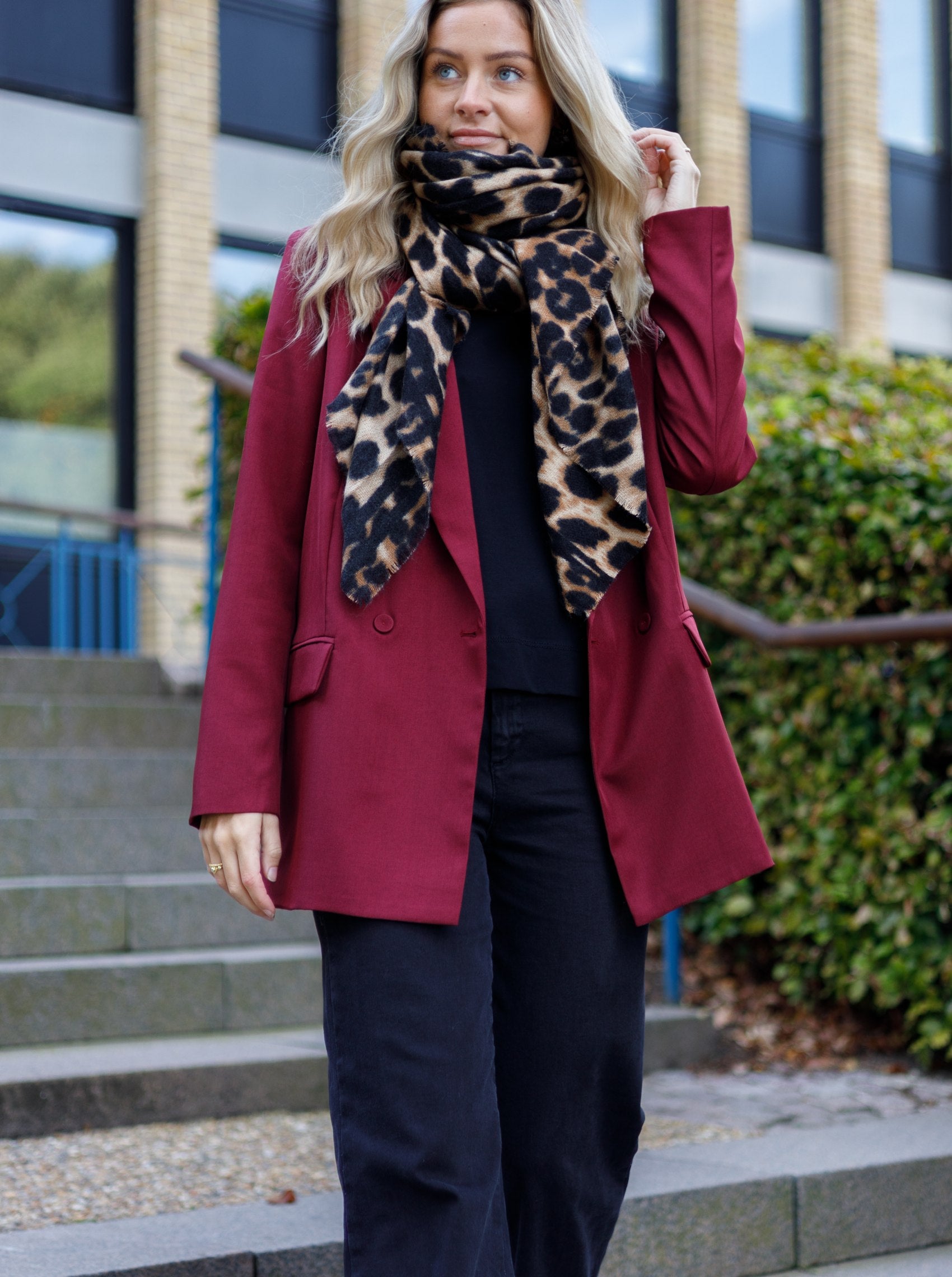 BCFLAVIA leo scarf - Black Brown - Black Colour