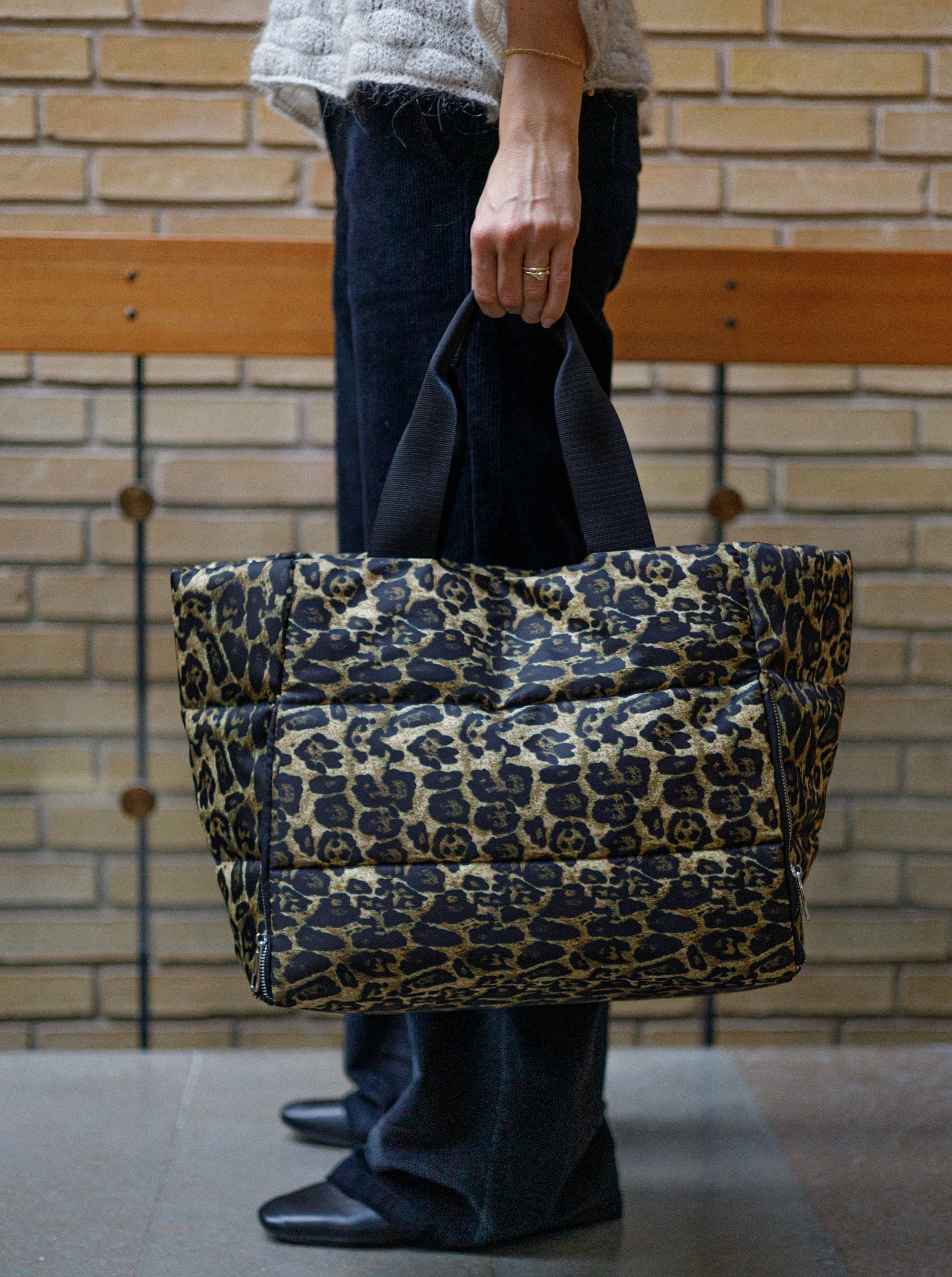 BCNICKY quilted shopper bag - Khaki Leo - Black Colour