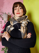 BCSANNE winter scarf - Frappe - Black Colour