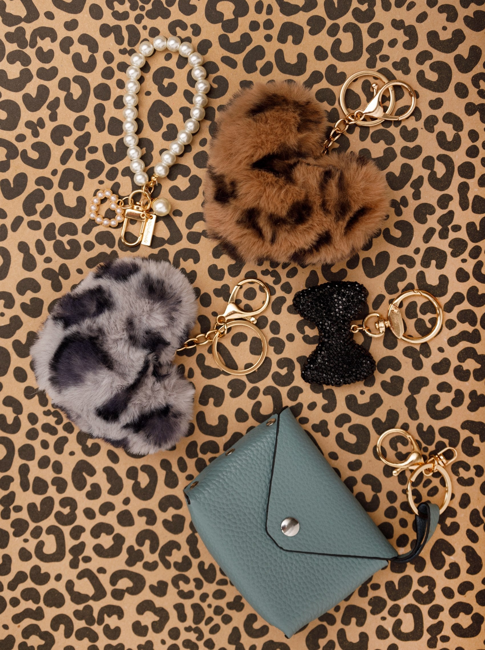 BCHEART soft keyhanger - Brown Leo - Black Colour
