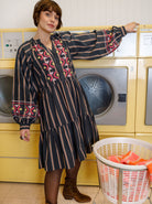 BCIZZIE stripe embroidery dress - Black - Black Colour