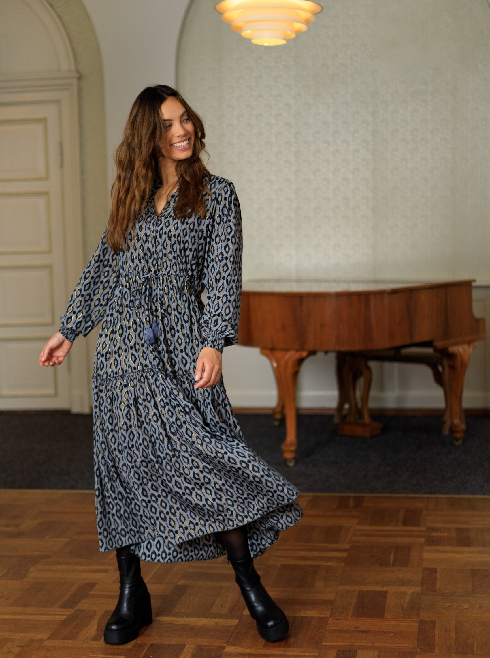 BCLUNA Rose boho dress - Steel Grey - Black Colour